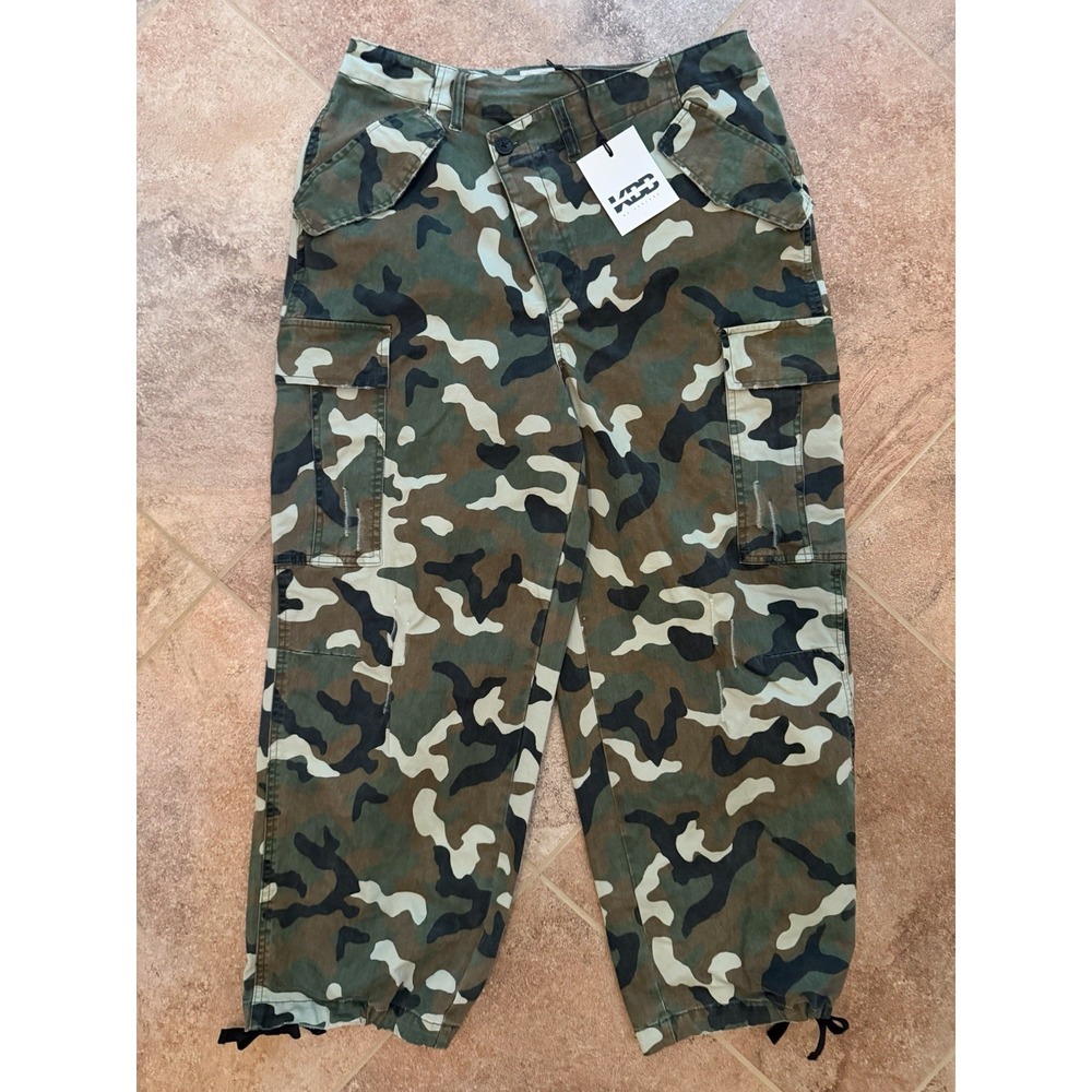 Women's KBB by Kahlana Mid-Rise Dark Cargo Straight Leg Pants Size Medium NWT